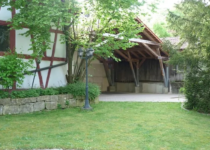 Maisonette-appartment In Historischem Ambiente *